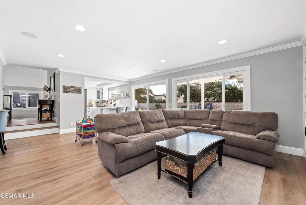1141 Canyon Crest Court, Thousand Oaks, California 91360 home-pic-16