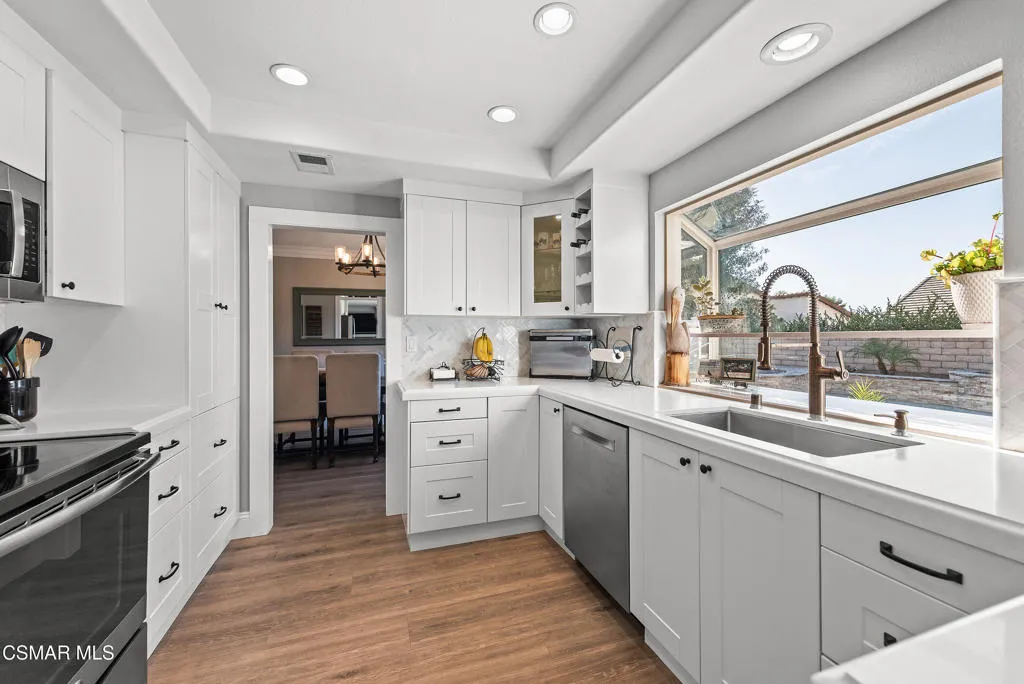 1141 Canyon Crest Court, Thousand Oaks, California 91360 home-pic-12