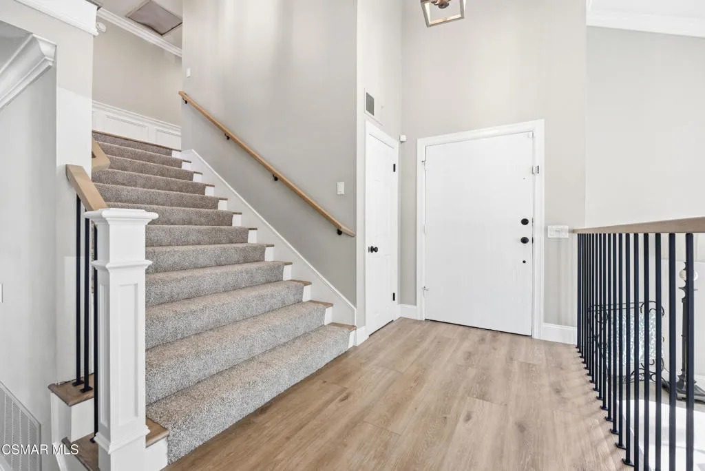 1141 Canyon Crest Court, Thousand Oaks, California 91360 home-pic-4