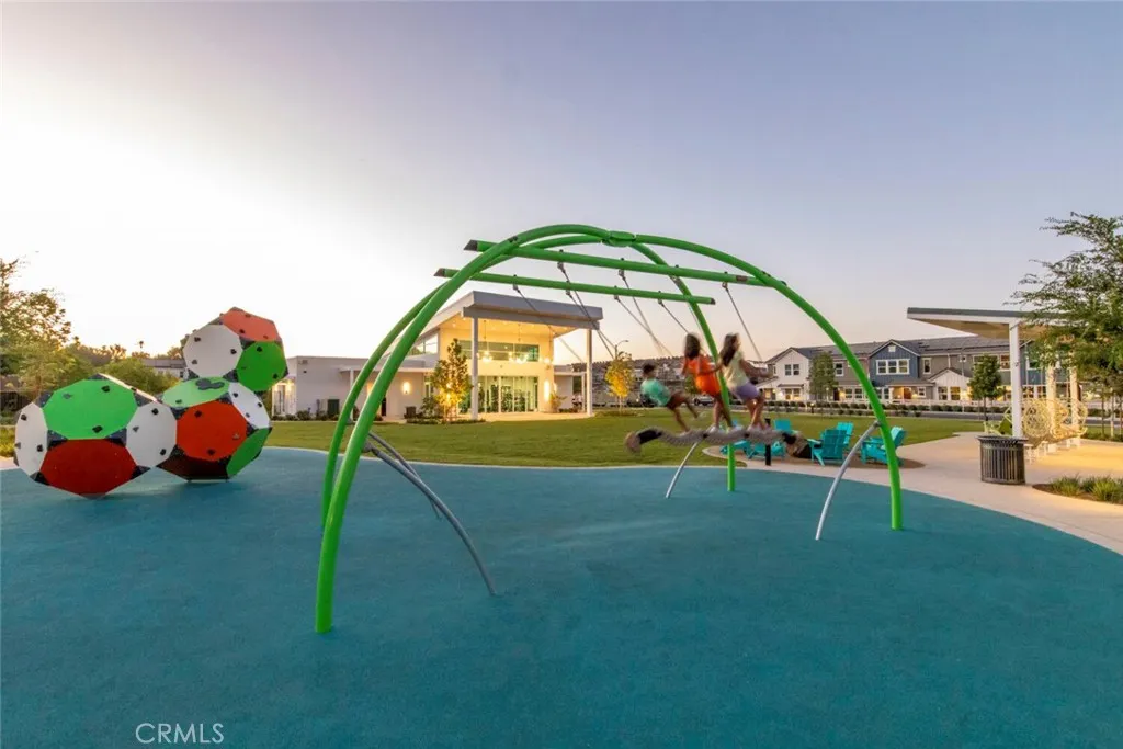 2590 Sprout Lane, Corona, California 92883 home-pic-24