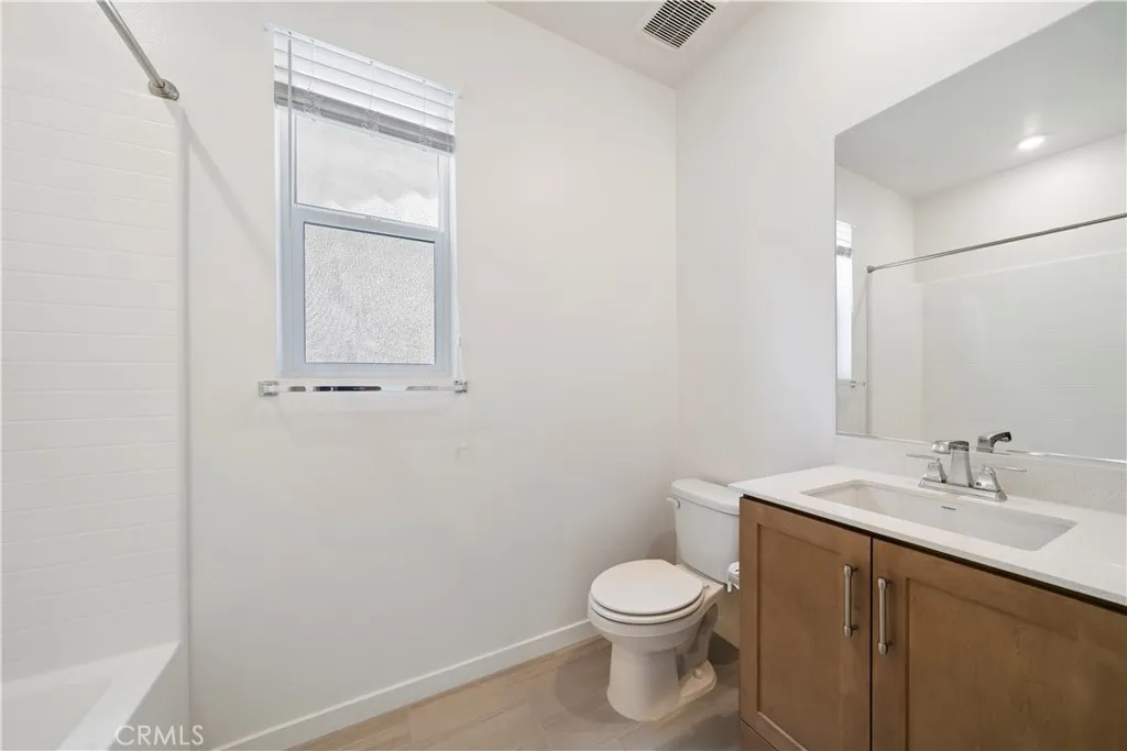 2590 Sprout Lane, Corona, California 92883 home-pic-15