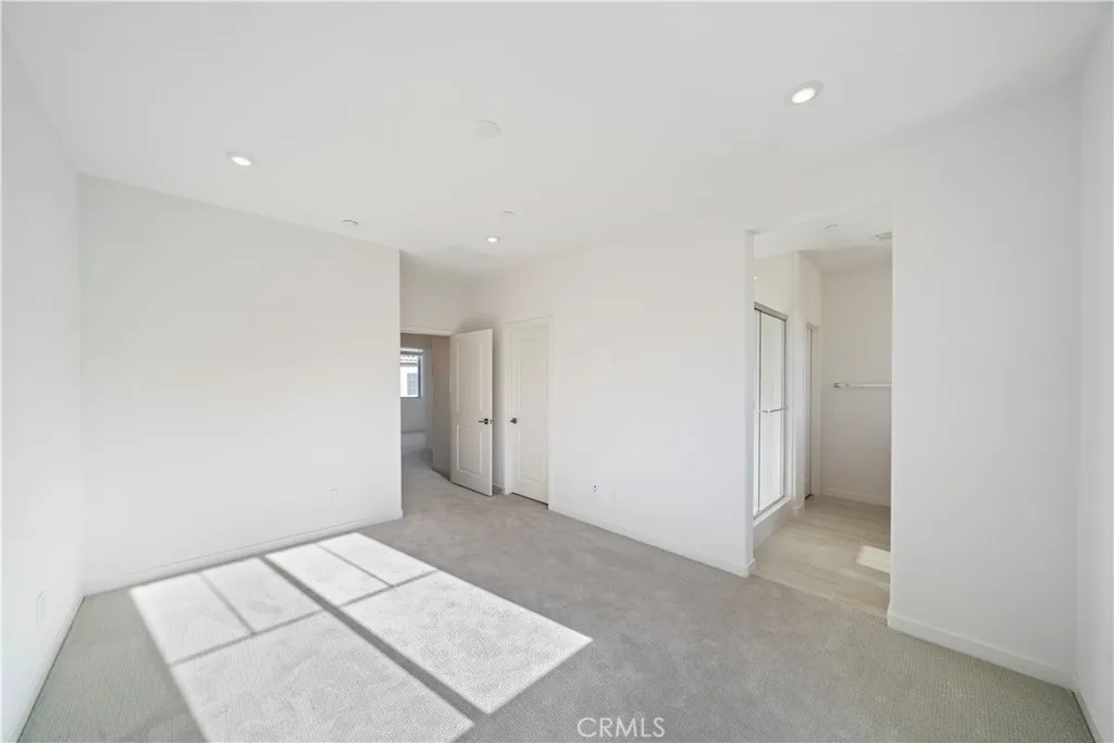 2590 Sprout Lane, Corona, California 92883 home-pic-10