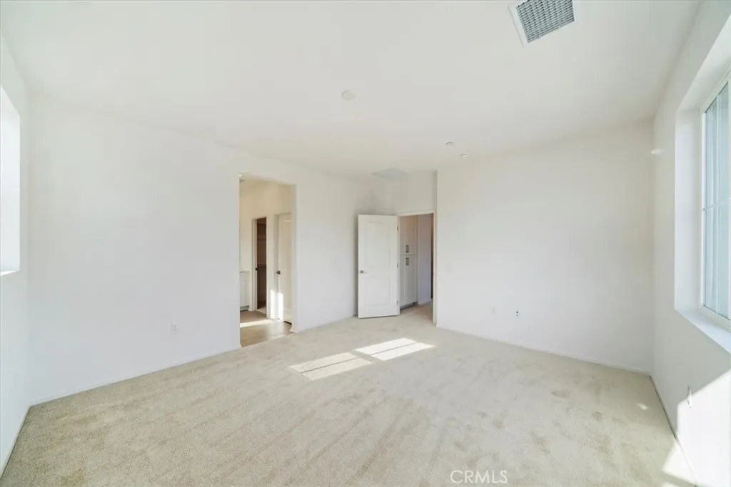 3560 S Eichler Paseo, Ontario, California 91761 home-pic-12
