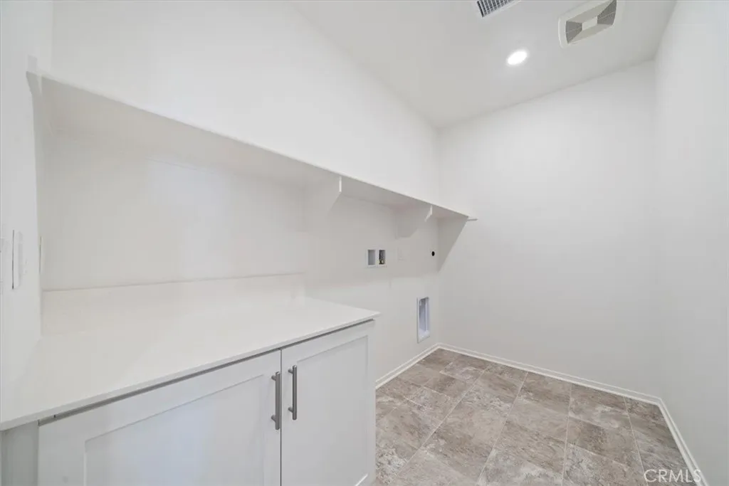 3560 S Eichler Paseo, Ontario, California 91761 home-pic-15