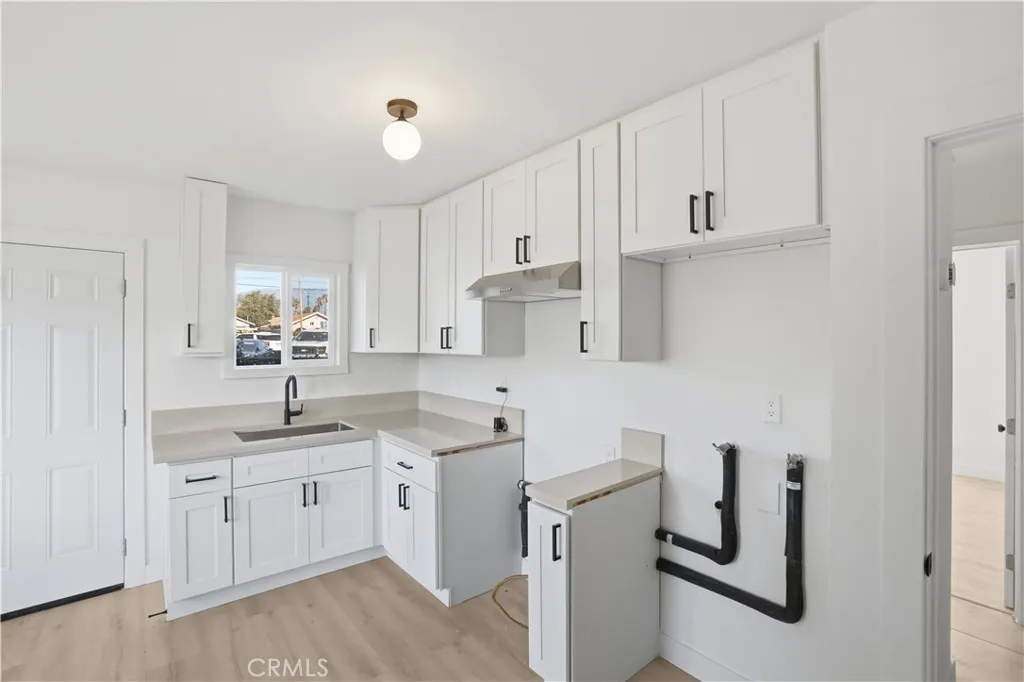 577 Herrington Avenue N, San Bernardino, California 92411 home-pic-8