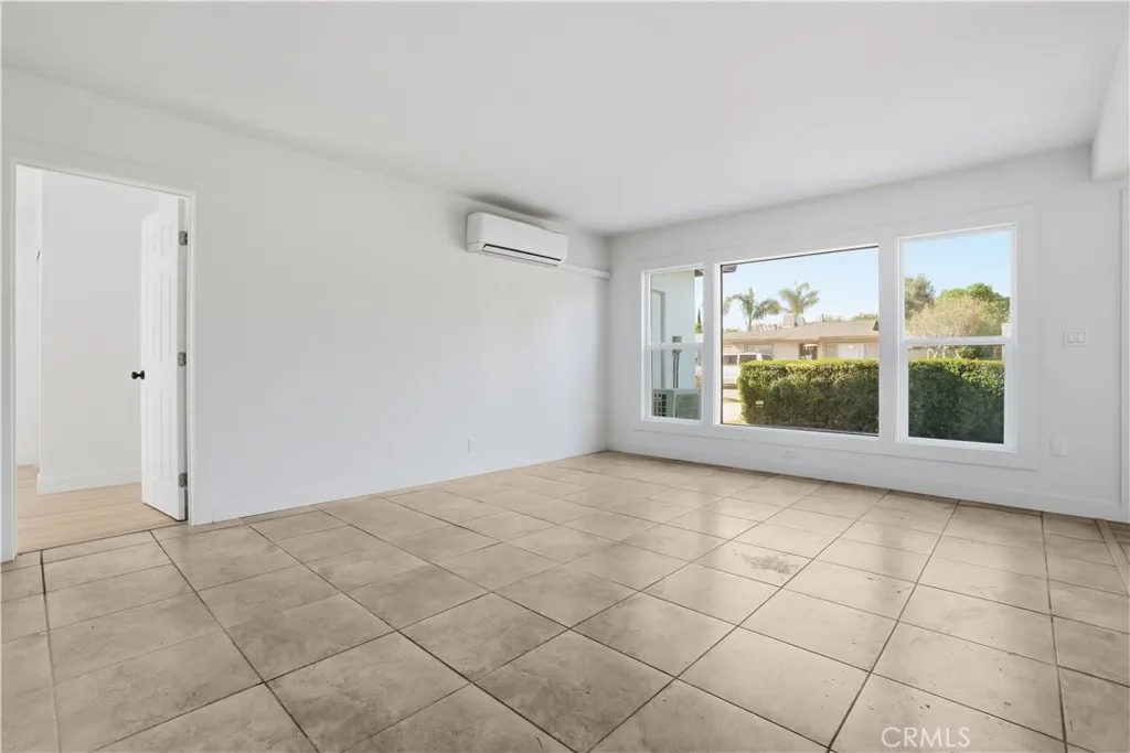577 Herrington Avenue N, San Bernardino, California 92411 home-pic-11