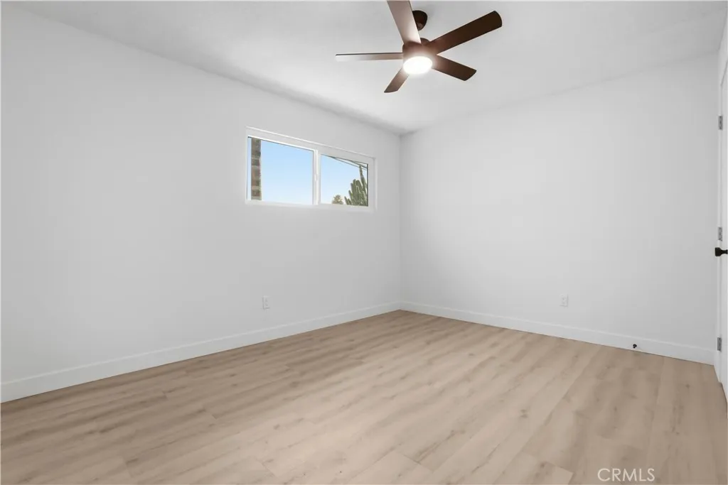 577 Herrington Avenue N, San Bernardino, California 92411 home-pic-31