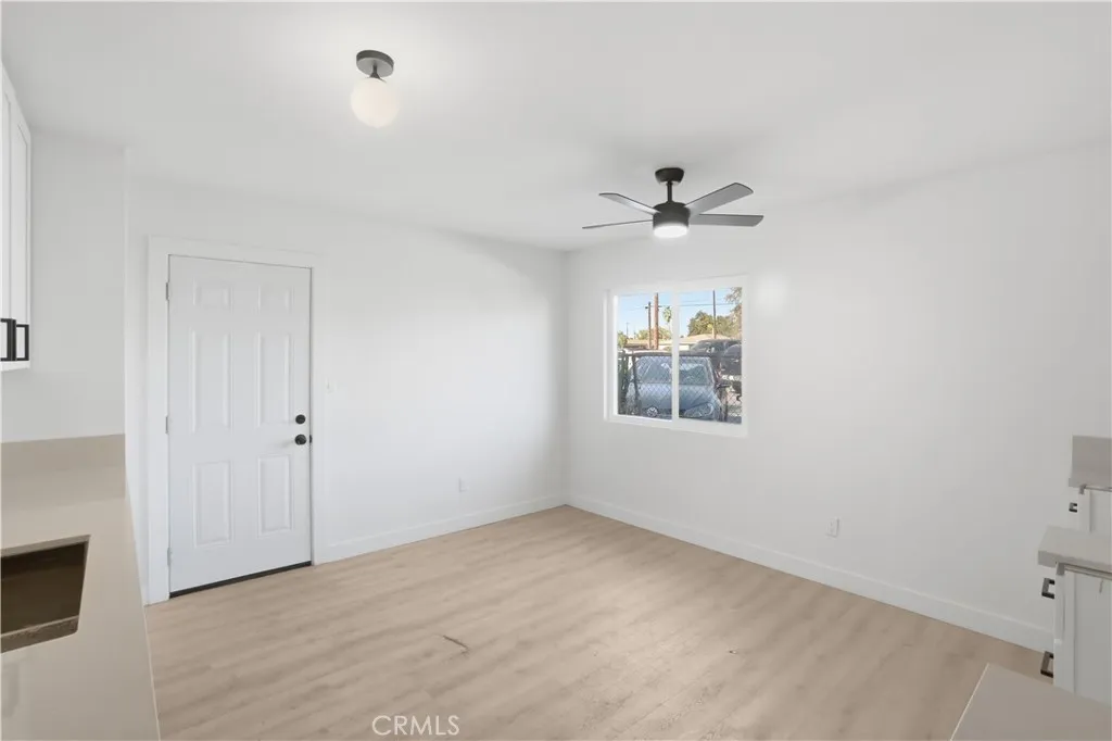 577 Herrington Avenue N, San Bernardino, California 92411 home-pic-28