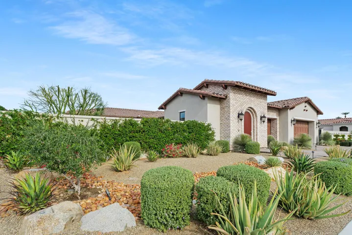 2_11961292_185242_185242-EI-102