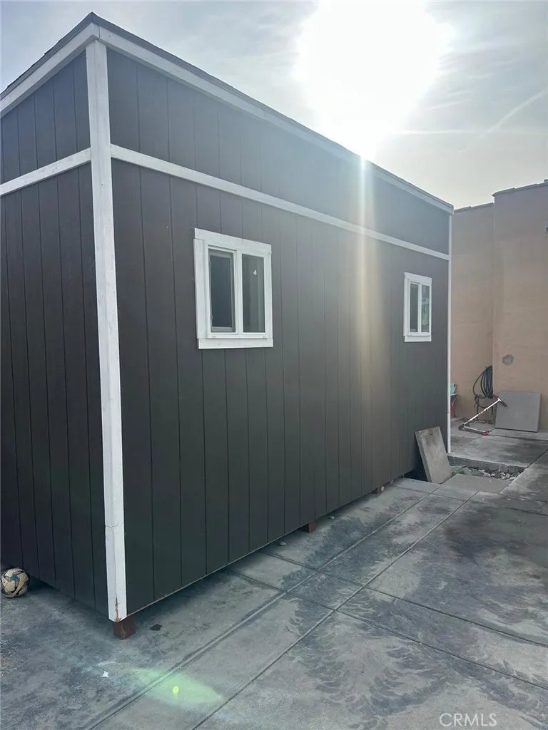 1743 W 79th, Los Angeles, California 90047 home-pic-39