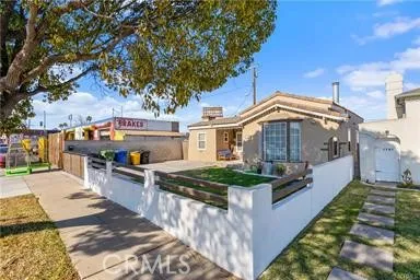 1743 W 79th, Los Angeles, California 90047 home-pic-32