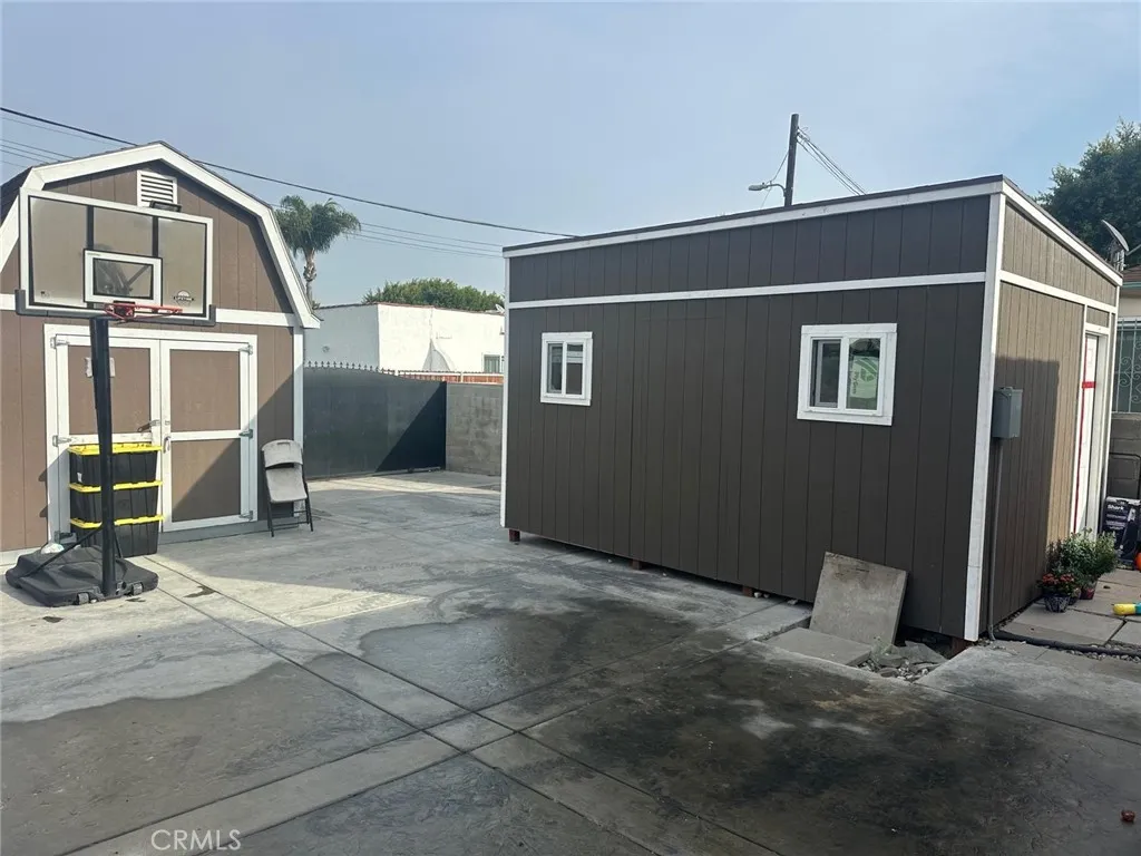 1743 W 79th, Los Angeles, California 90047 home-pic-40