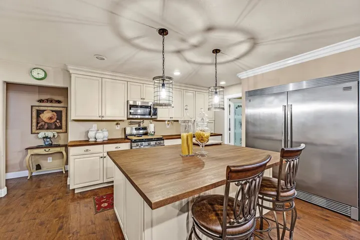 337 Conversion - Kitchen