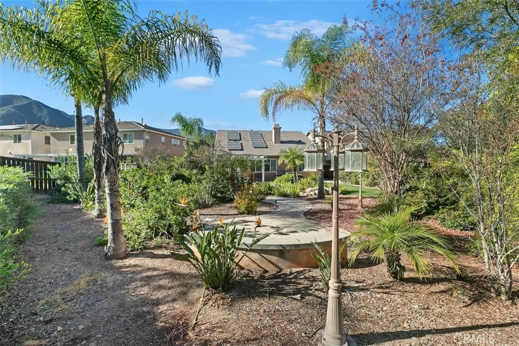 25226 Pacific Crest, Corona, California 92883 home-pic-32