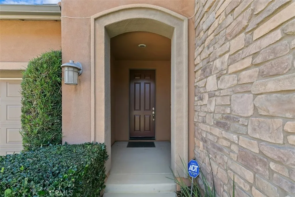 25226 Pacific Crest, Corona, California 92883 home-pic-4