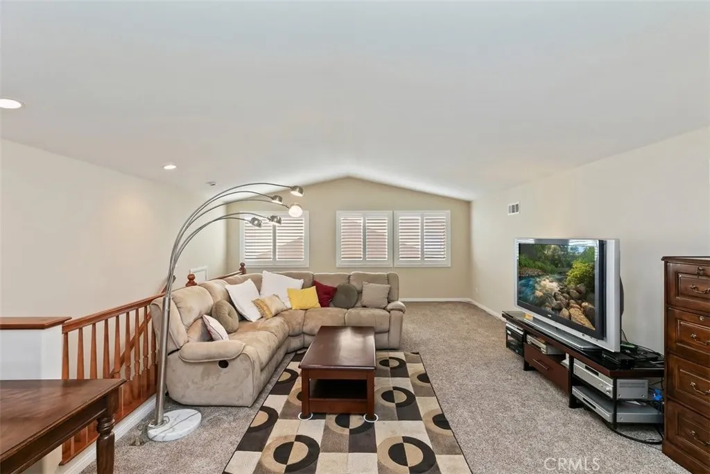 25226 Pacific Crest, Corona, California 92883 home-pic-23