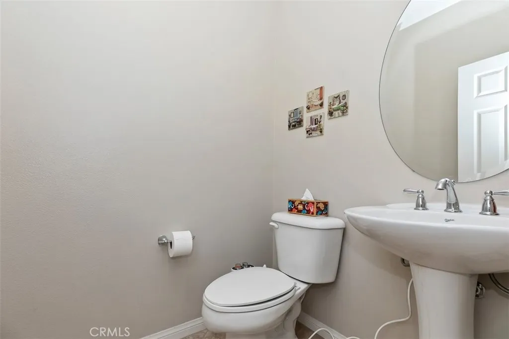25226 Pacific Crest, Corona, California 92883 home-pic-18