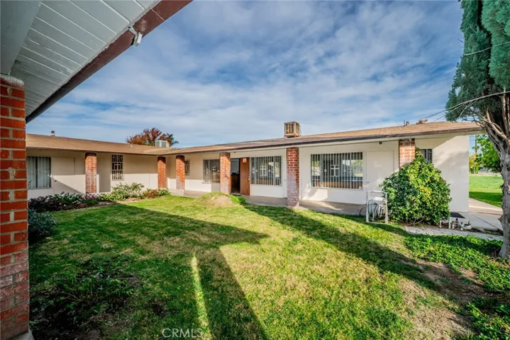 711 W C, Colton, California 92324
