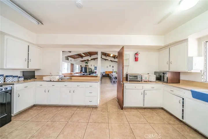 711 W C, Colton, California 92324