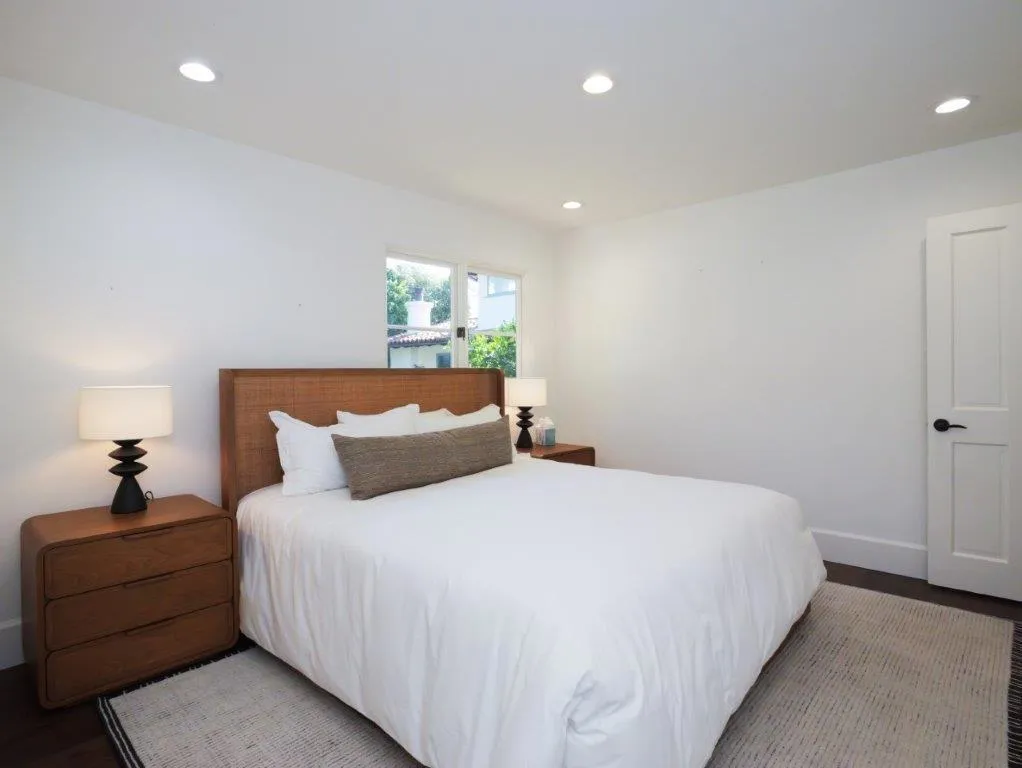 32524 Seacliff Drive, Rancho Palos Verdes, California 90275 home-pic-40