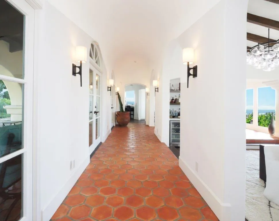 32524 Seacliff Drive, Rancho Palos Verdes, California 90275 home-pic-11