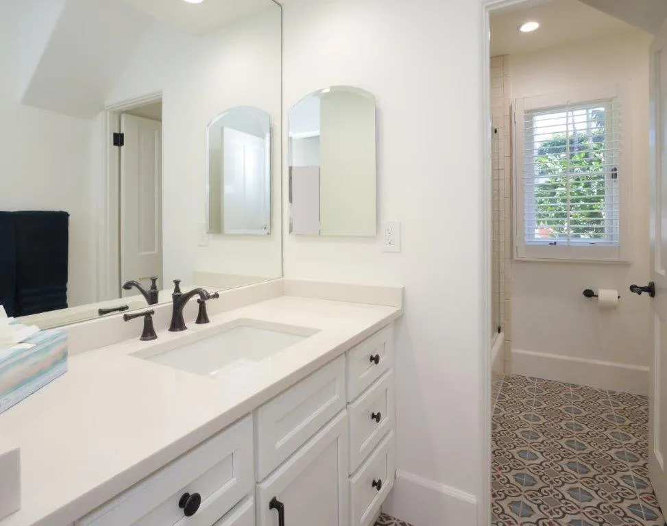 32524 Seacliff Drive, Rancho Palos Verdes, California 90275 home-pic-45