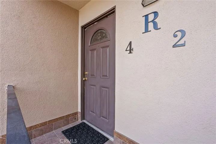 25736 Player Drive R4, Valencia, California 91355