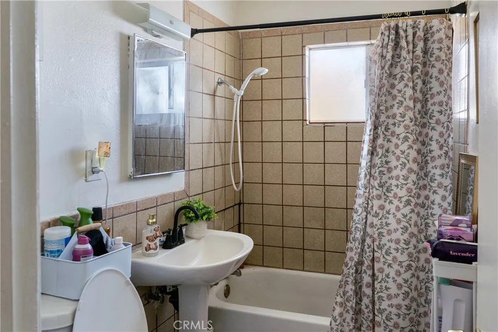 25298 Jade, Barstow, California 92311 home-pic-9