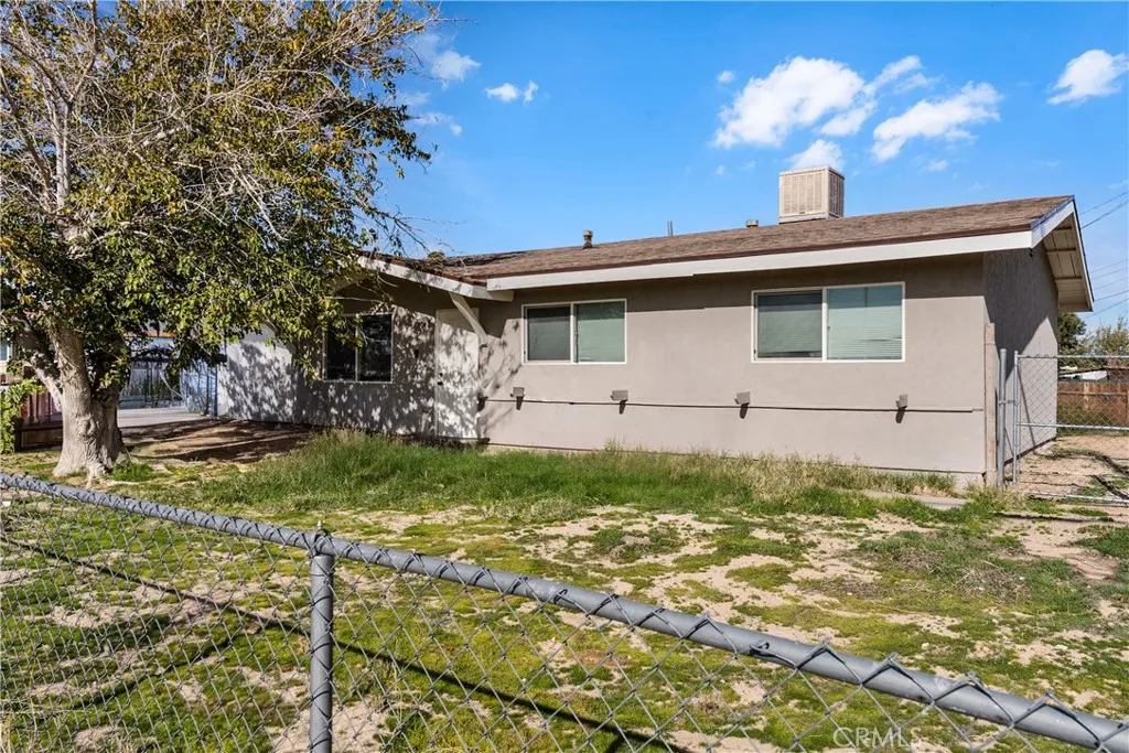 25298 Jade, Barstow, California 92311 home-pic-2