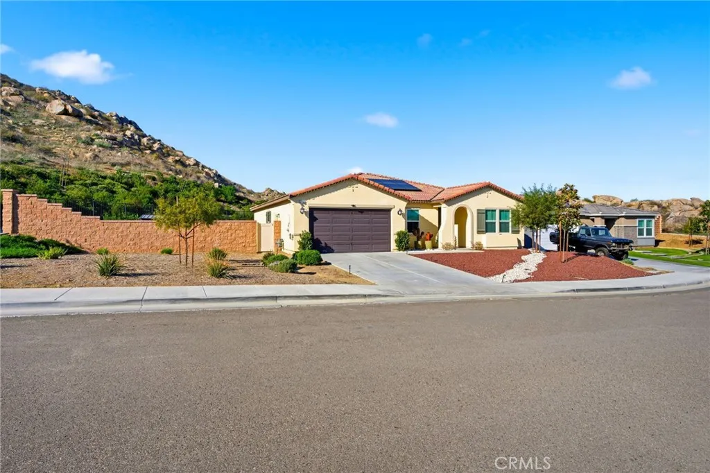 28184 Echo Court, Menifee, California 92585 home-pic-30