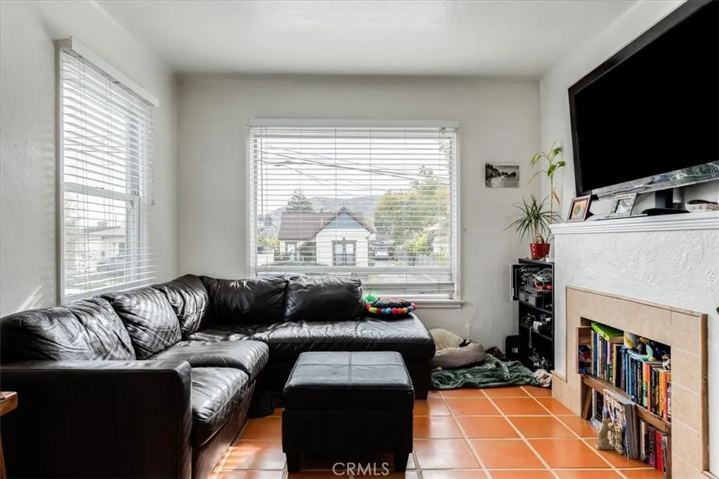 2021 Broad, San Luis Obispo, California 93401 home-pic-33