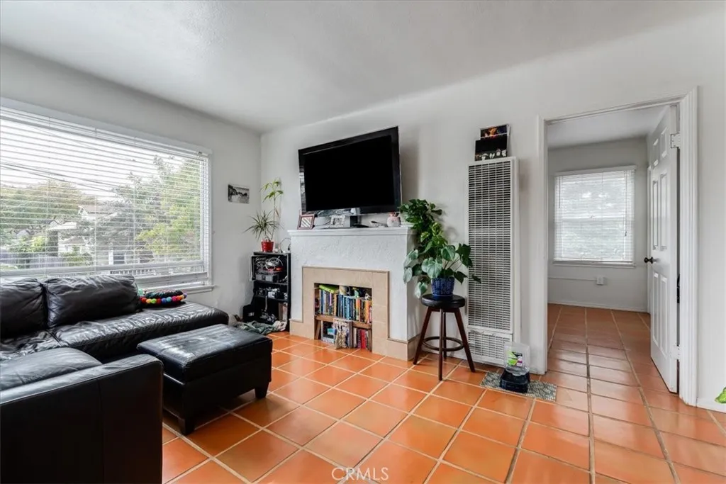 2021 Broad, San Luis Obispo, California 93401 home-pic-31