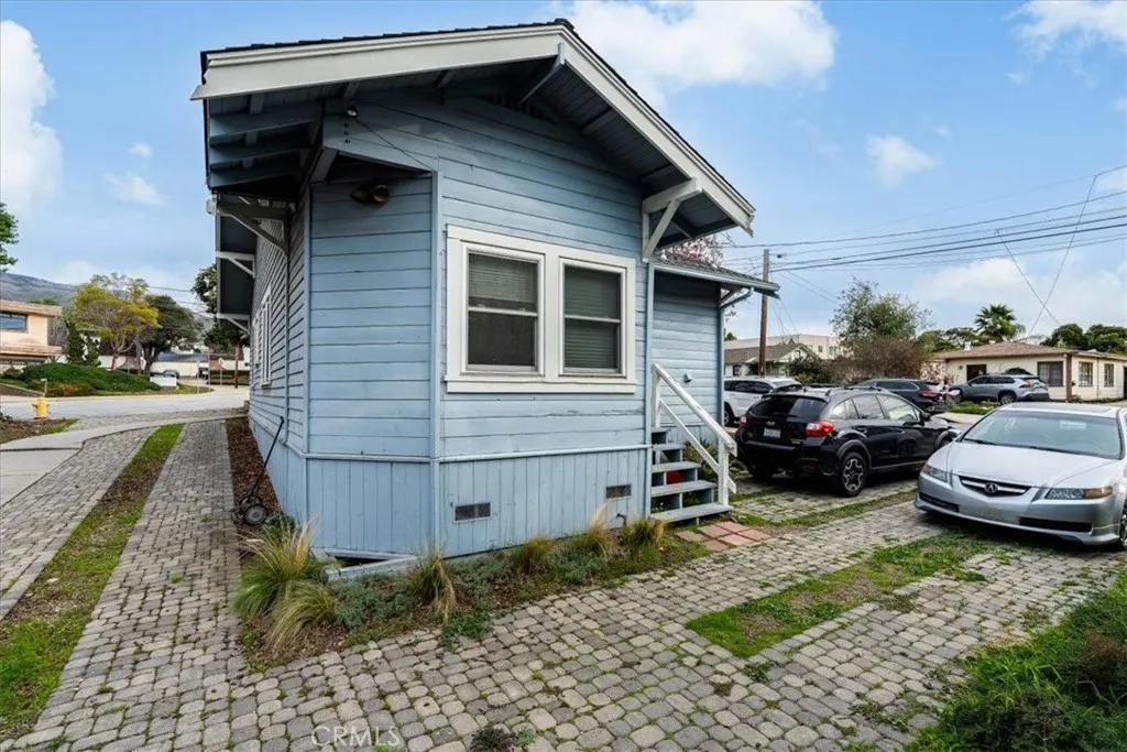 2021 Broad, San Luis Obispo, California 93401 home-pic-25