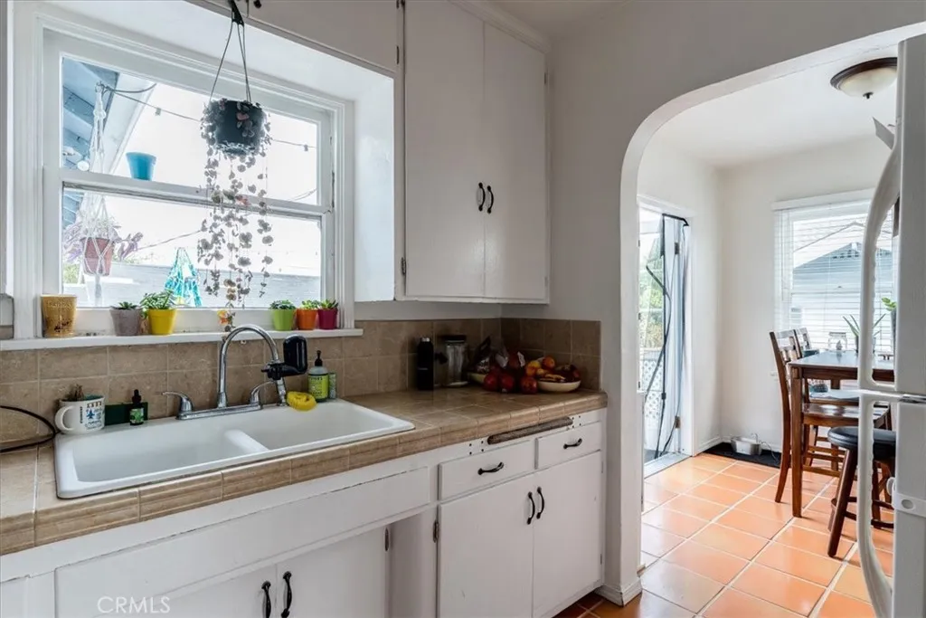 2021 Broad, San Luis Obispo, California 93401 home-pic-36