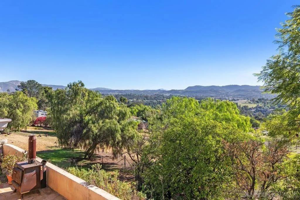 13747 49 Little Pond Rd, Valley Center, California 92082 home-pic-27