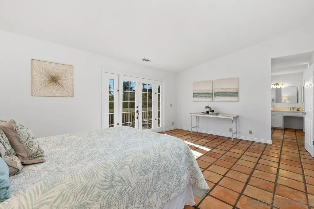 13747 49 Little Pond Rd, Valley Center, California 92082 home-pic-22