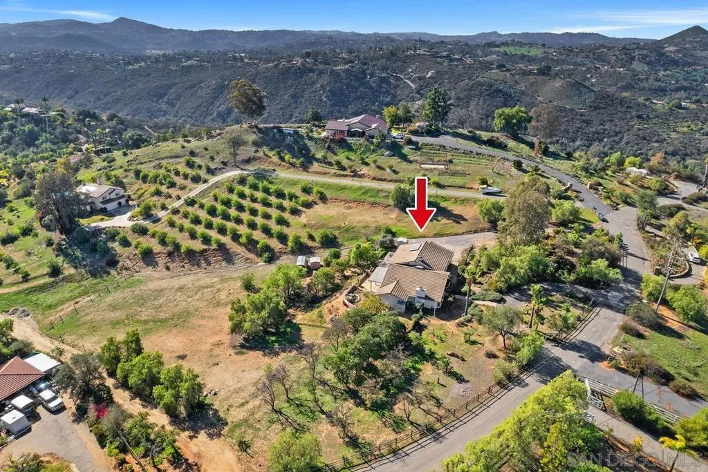 13747 49 Little Pond Rd, Valley Center, California 92082 home-pic-39