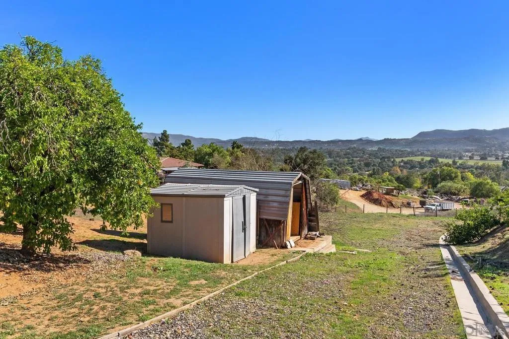 13747 49 Little Pond Rd, Valley Center, California 92082 home-pic-29