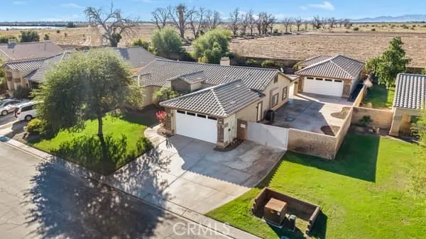 2733 Sweetwater Drive, Blythe, California 92225 home-pic-3