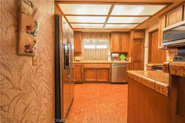 27407 Azurite, Barstow, California 92311