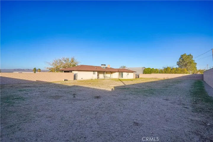 27407 Azurite, Barstow, California 92311