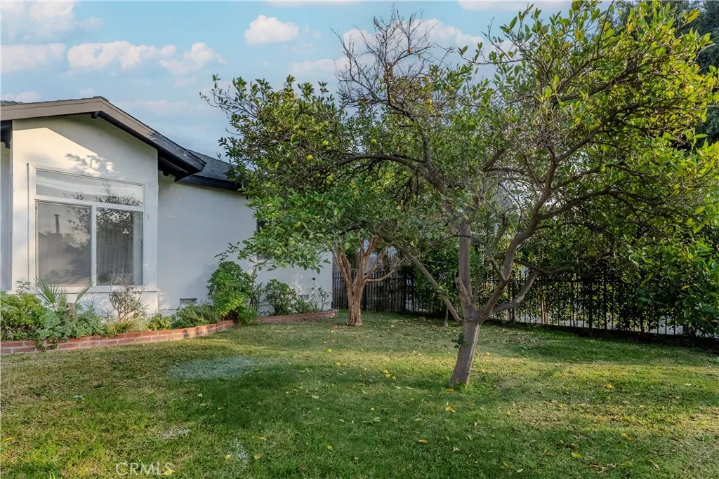 2916 Halldale, Los Angeles, California 90018 home-pic-26