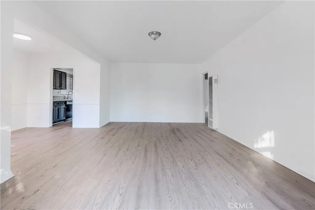 2916 Halldale, Los Angeles, California 90018 home-pic-23