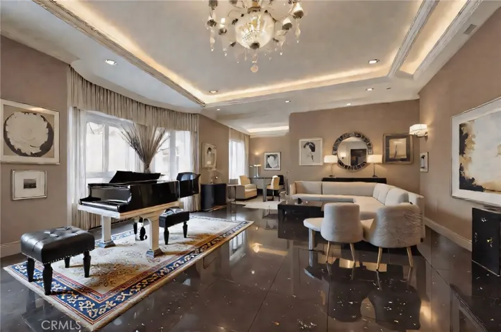 Another color and decor change by AI