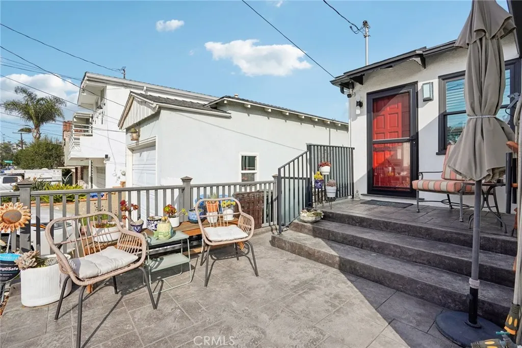 1728 Goodman Avenue, Redondo Beach, California 90278 home-pic-4