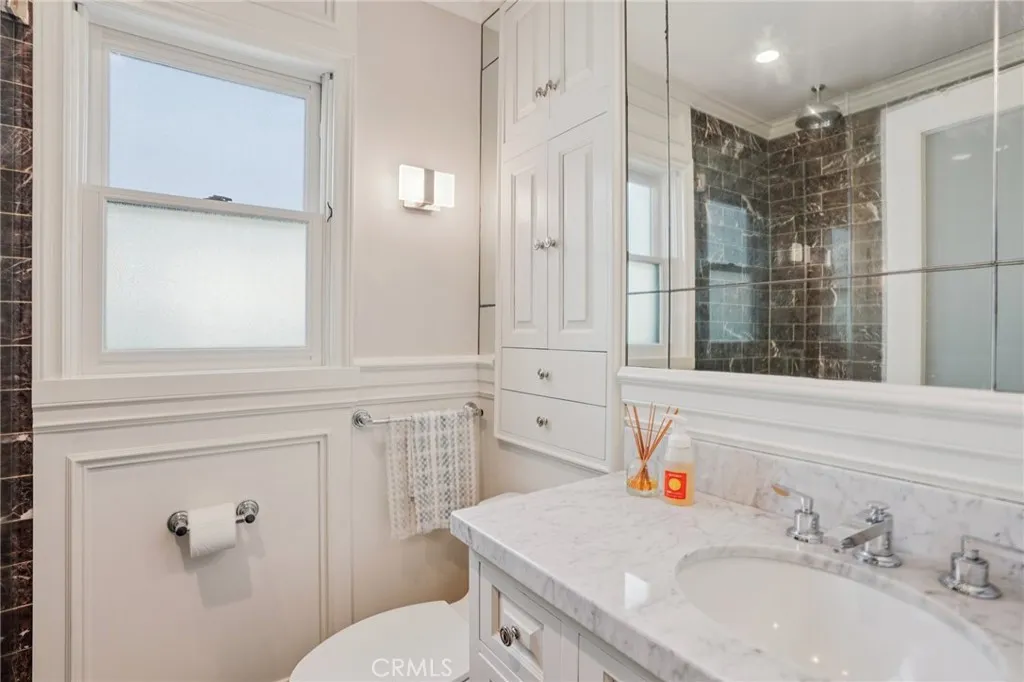 1728 Goodman Avenue, Redondo Beach, California 90278 home-pic-17
