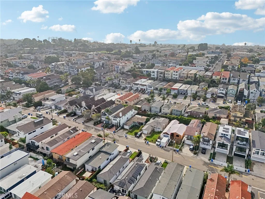 1728 Goodman Avenue, Redondo Beach, California 90278 home-pic-37