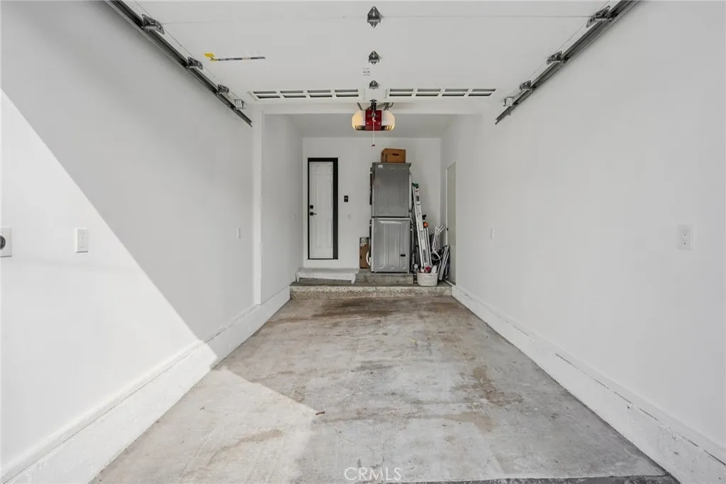 1728 Goodman Avenue, Redondo Beach, California 90278 home-pic-23
