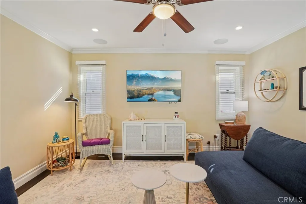 1728 Goodman Avenue, Redondo Beach, California 90278 home-pic-9