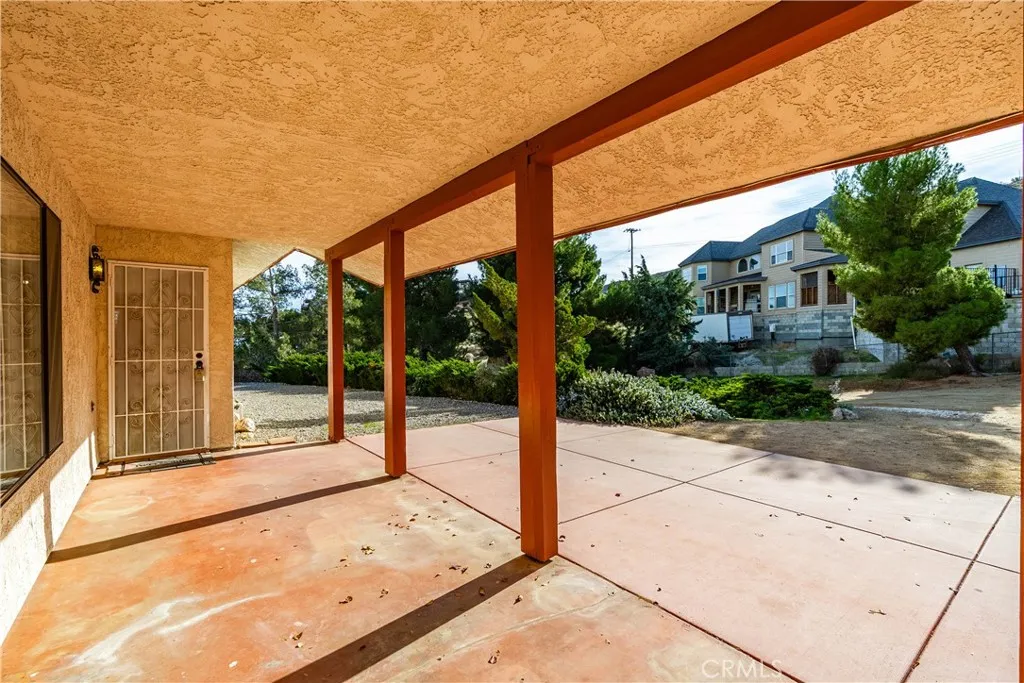 36421 Oliver, Palmdale, California 93551 home-pic-46